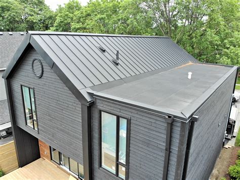 standing seam on flat roof